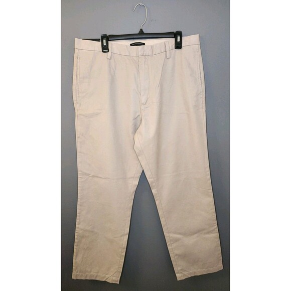 NWT Banana Republic Gavin Chino Pants Men's 36x32 Beige Khakis Cotton Straight - Picture 2 of 9